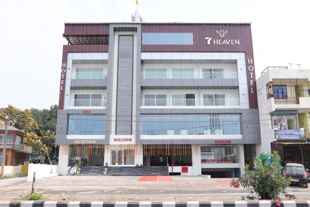 Hotel 7 Heaven Dehradun Buitenkant foto